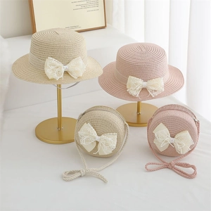 Kinder Strohhut und Umhängetasche Set mit Spitzenschleifen in Beige und Rosa für Mädchen