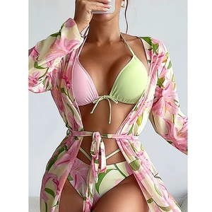 Set bikini 3 pezzi floreale con copricostume a maniche lunghe e top allacciato rosa e verde