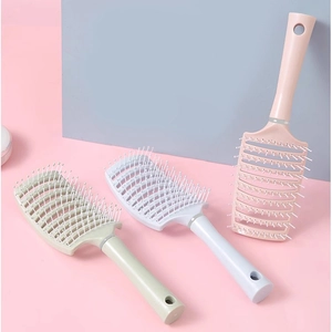 Brosses à cheveux macaron courbées en rose vert et bleu pour massage et coiffage
