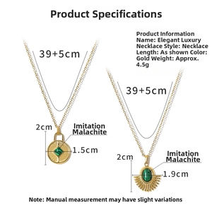 Détails de colliers plaqués or 18K avec pendentifs en malachite et dimensions précises
