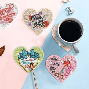 Ensemble de sous-verres diamant cœur DIY avec motifs floraux sur fond de couleur pastel