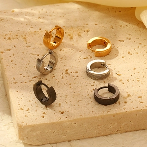 Stainless Steel Matte Hoop Earrings Minimalist Hip Hop Huggie Ear Buckle Plain Circle Unisex Jewelry