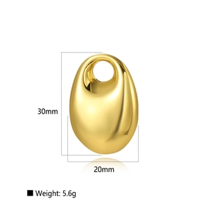 Polished gold hollow oval pendant with size 30mm x 20mm and weight 5.6g for DIY jewelry