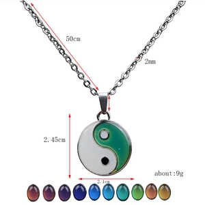 Detailed dimensions of Tai Chi thermochromic necklace with multi-color change scale
