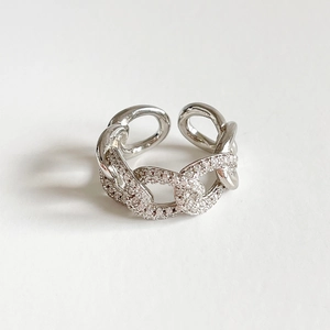 Elegant 925 sterling silver cuban link ring with pavé cubic zirconia for women