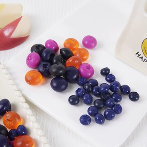 Realistische PVC Mini-Blaubeeren Modelle mit Sternprägung für DIY Bastelarbeiten