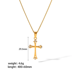 Vue détaillée du pendentif croix en or 18 carats avec dimensions 29,5 mm et poids spécifiés