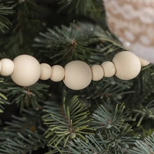 Christmas wood bead garland for tree decoration with natural white round wooden beads