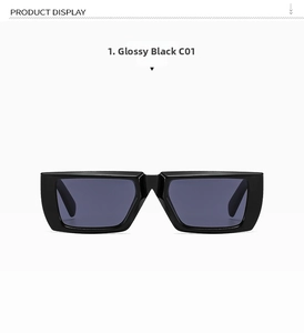 Nahaufnahme der modernen rechteckigen schwarzen Sonnenbrille mit dunklen Gläsern