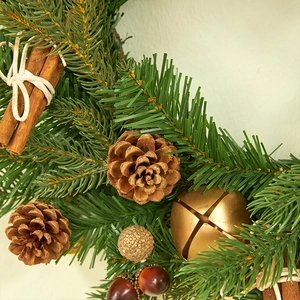 40cm Christmas wreath with pine needles, cones, cinnamon sticks, and bells decoration