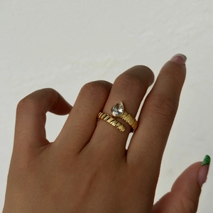 18k gold plated stainless steel open ring with pear shaped zircon and wavy texture band