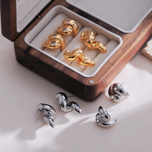 Minimalist Copper Rhinestone Stud Earrings Women Personalized Geometric Spiral Water Drop Design Gold Silver Jewelry Gift