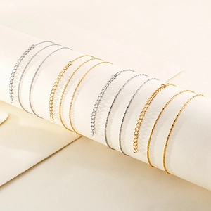 Minimalist gold and silver titanium steel O-chain necklaces with extender chains