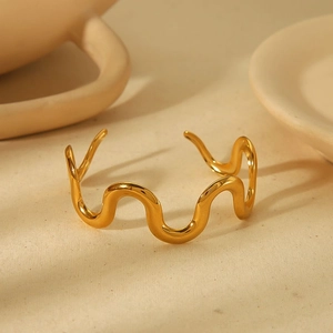 Elegant 18k gold plated stainless steel wave bangle with minimalist open cuff design