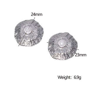 Detailed dimensions of silver stainless steel earrings with pearl, size 24x23mm, weight 6.9g