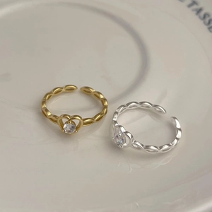 Adjustable 925 sterling silver heart ring with zircon and twisted rope texture band