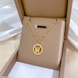 Butterfly Pendant Necklace Titanium Steel Round Circle Rhinestone Inlaid Gold Plated Minimalist Clavicle Chain For Women