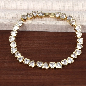 Exquisite 18k gold plated heart-shaped bracelet with sparkling zircon stones