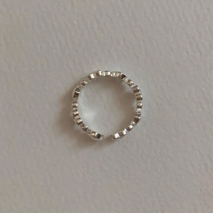 Minimalist S925 sterling silver heart open ring with adjustable beaded band design