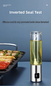 Detail showing the leak-proof silicone seal and spray mechanism of the 260ml glass oil bottle