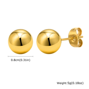 Detailed view showing 0.8cm gold ball earring dimensions and 5g weight specifications