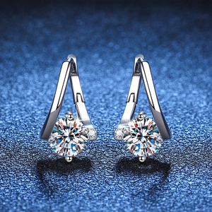S925 Sterling Silver Moissanite Earrings D Color Round Cut Elegant Luxurious Jewelry For Women Gift With GRA Certificate