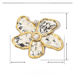 Detailed view of flower pendant in stainless steel with dimensions and pearl center