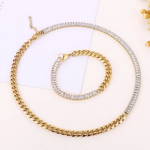 Detail of Cuban link chain merged with rectangular zirconia necklace and bracelet set