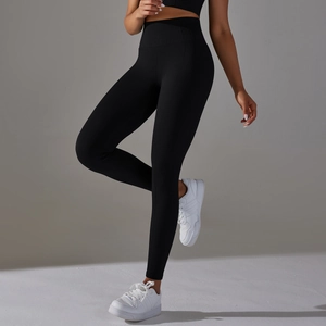 Detail der nahtlosen High-Waist-Yoga-Leggings mit Wabenstruktur in Schwarz für Fitnesssport