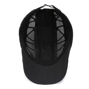 Men's breathable mesh flat cap in black with adjustable strap for outdoor summer casual wear