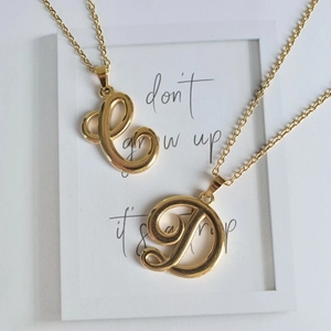 Colliers vintage en acier inoxydable doré 18K avec pendentifs lettres C et D