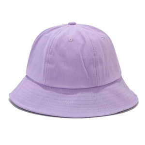 Bob minimaliste en coton violet clair avec œillets brodés pour protection solaire