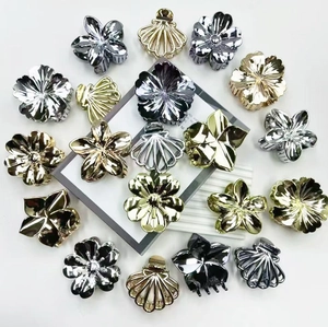 Pinces À Cheveux Élégantes Fleurs Coquillages Finition Métallique Galvanisée Pinces À Mode Pour Femmes Accessoires Cheveux