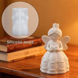 Moule En Silicone Ange Fille 3D Coeur Tenant Aile Relief Pour DIY Bougie Plâtre Résine Artisanat Décoration Gâteau Blanc
