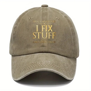 Vue détaillée de face d'une casquette vintage kaki avec texte imprimé I FIX STUFF design