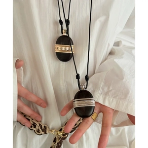 Wood Pendant Necklace Retro Long Leather Cord Ethnic Style Jewelry For Women Bottle Shape Metal Decor