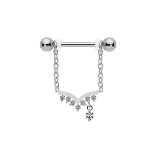 Makroaufnahme von Silber-Brustpiercing aus Edelstahl mit V-förmiger Kristall-Fransenkette