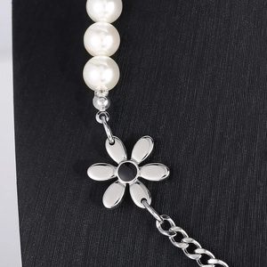 Titanium steel necklace with butterfly daisy pendant and white faux pearl chain link