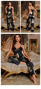 Detailansicht des Satin-Pyjamas mit Blumenmuster, V-Ausschnitt-Top und gerader langer Hose