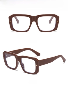 Detailed front and side view of brown chunky frame glasses with anti-blue light lenses