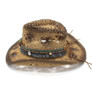 Chapeau de cowboy rétro en paille tressé main avec perles ethniques et design ajouré