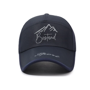 Berretto da baseball da uomo in mesh blu scuro con ricamo di montagna e traspirante