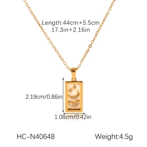 Specifiche delle dimensioni della collana con ciondolo tarocchi luna e stella 18k