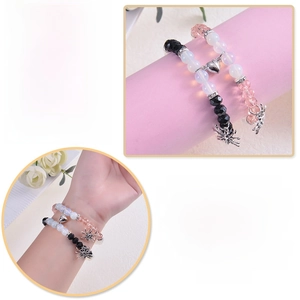 Détail de bracelets en pierre naturelle 8mm avec araignée magnétique et spécifications