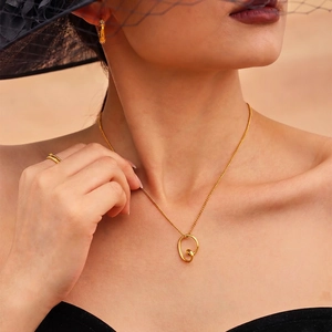 Hollow Irregular Heart Pendant Necklace For Women Stainless Steel Gold Plated Simple Ins Style Clavicle Chain Accessory