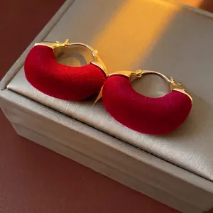 Chic red velvet U-shape gold plated earrings with a premium matte flocking texture
