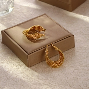 Boucles D'oreilles Créoles Torsadées Multi-Couches Plaquées Or 18K Acier Inoxydable Tressé Style Français Rétro Bijoux Pour Femmes