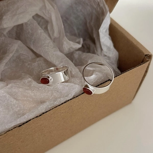 Minimalist 925 silver rings with oval red agate stones in vintage craft box