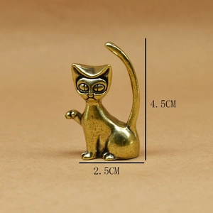 Cute brass cat figurine in antique bronze finish with 4.5cm height for desk decor