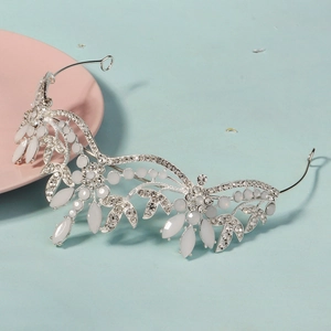 Elegante corona da sposa in argento con pietre preziose ovali bianche e cristalli